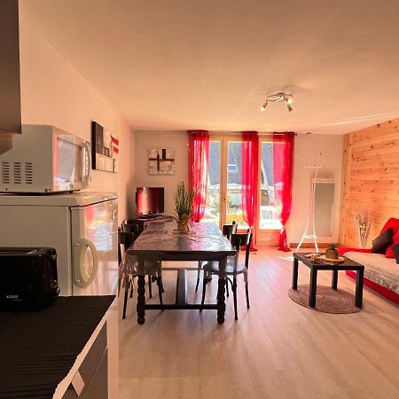 T2 Ensoleille. Terrasse Et Vaste Jardin Commun Apartment Cauterets Exterior foto