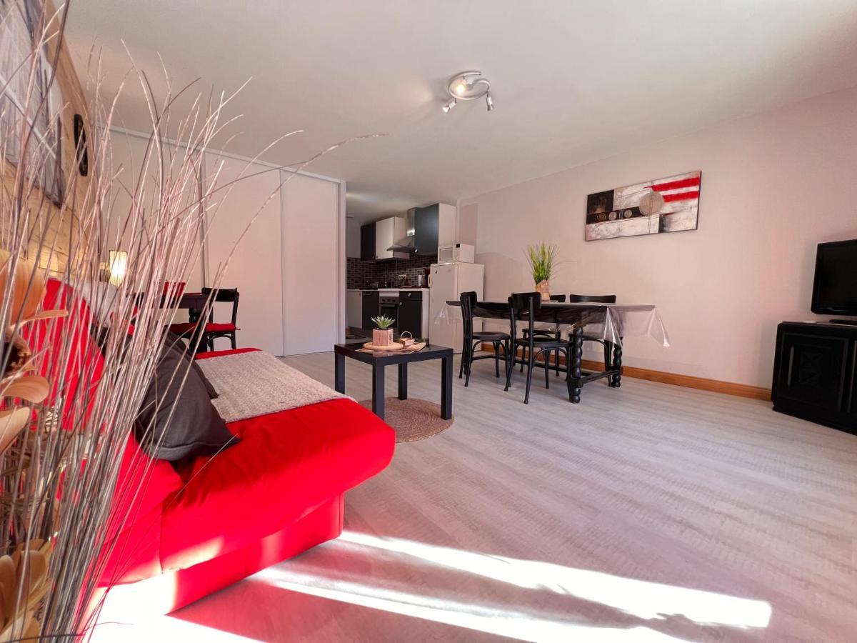 T2 Ensoleille. Terrasse Et Vaste Jardin Commun Apartment Cauterets Exterior foto